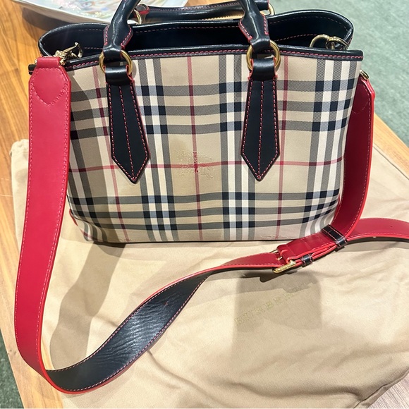 Authentic Burberry HONEY CANVAS AND BLACK LEATHER BALLINGTON HORSEFERRY BAG - Picture 5 of 7